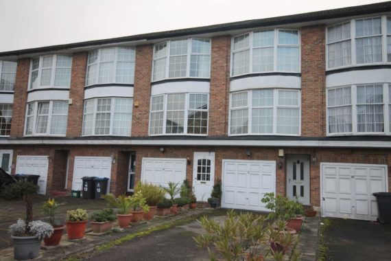 3 Bedroom Semi-Detac...